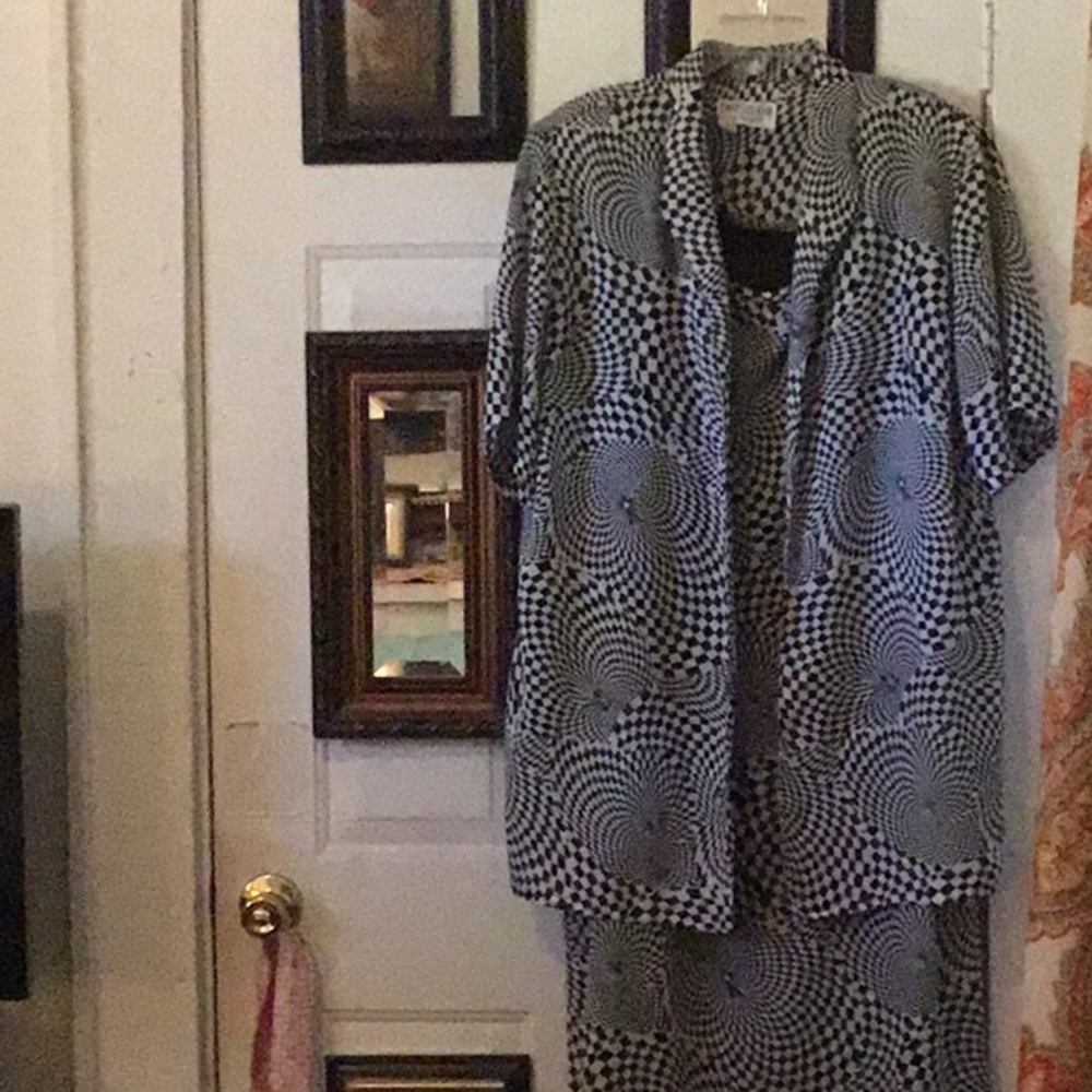 Very nice two piece dress set